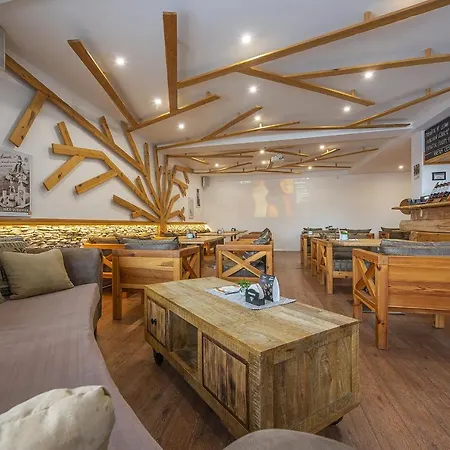 Belveder Apartmanhotel Tátralomnic