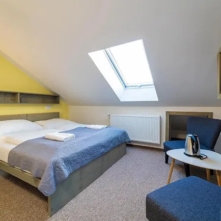 Belveder Aparthotel 3*