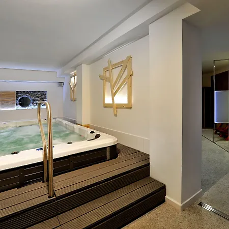 Belveder Apartmanhotel 3*