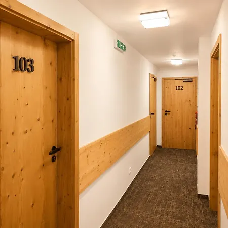 Lägenhetshotell Belveder Tatranská Lomnica
