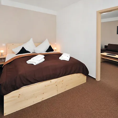 Belveder Aparthotel 3*