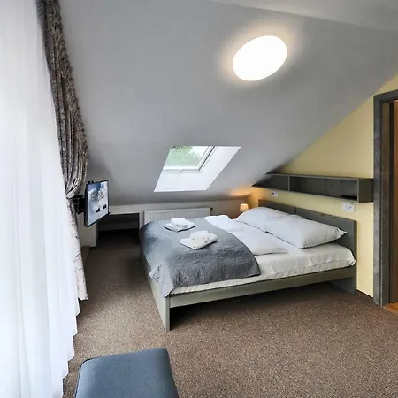 Belveder Apartmanhotel Tátralomnic